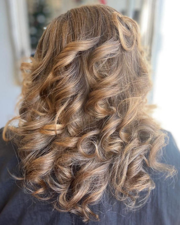 Curly blow dry