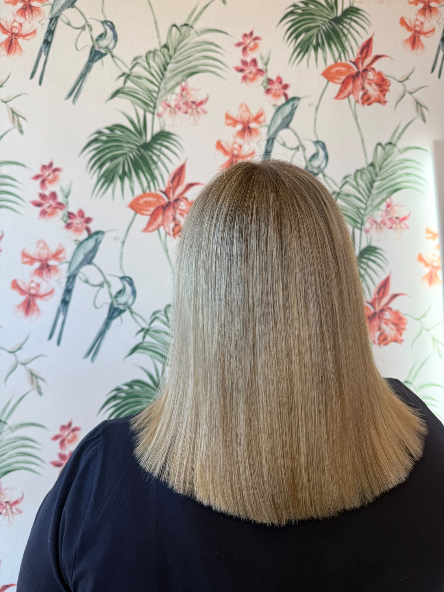 Bright white highlights - clean blonde