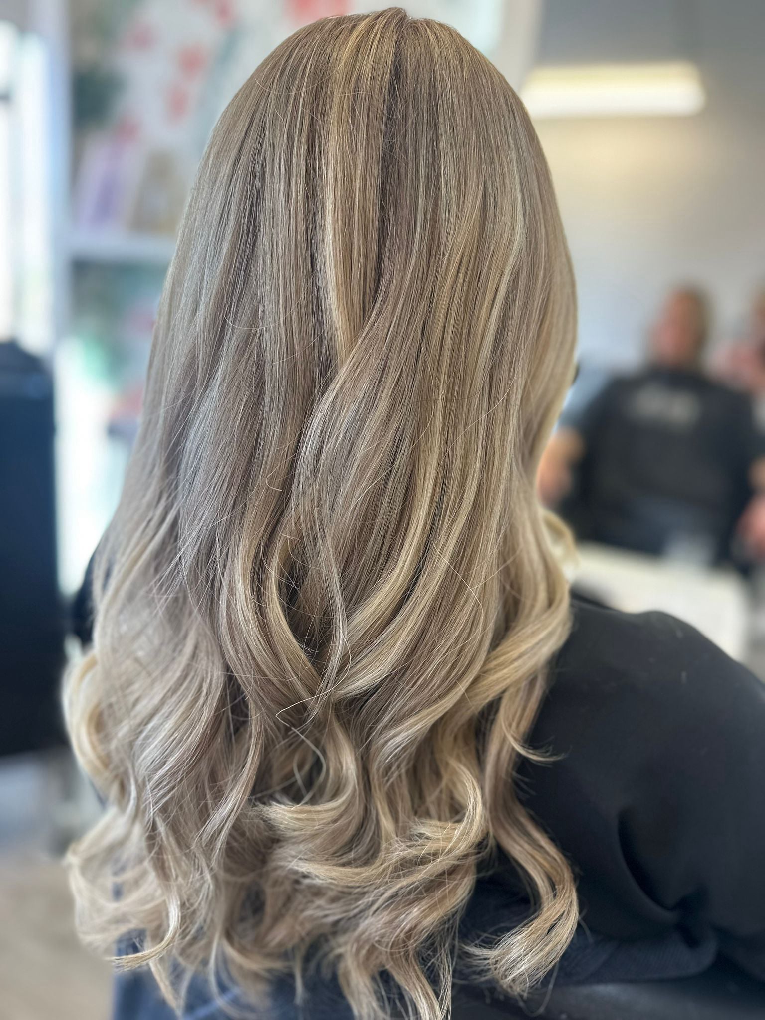 Full head Foilayage platinum tones
