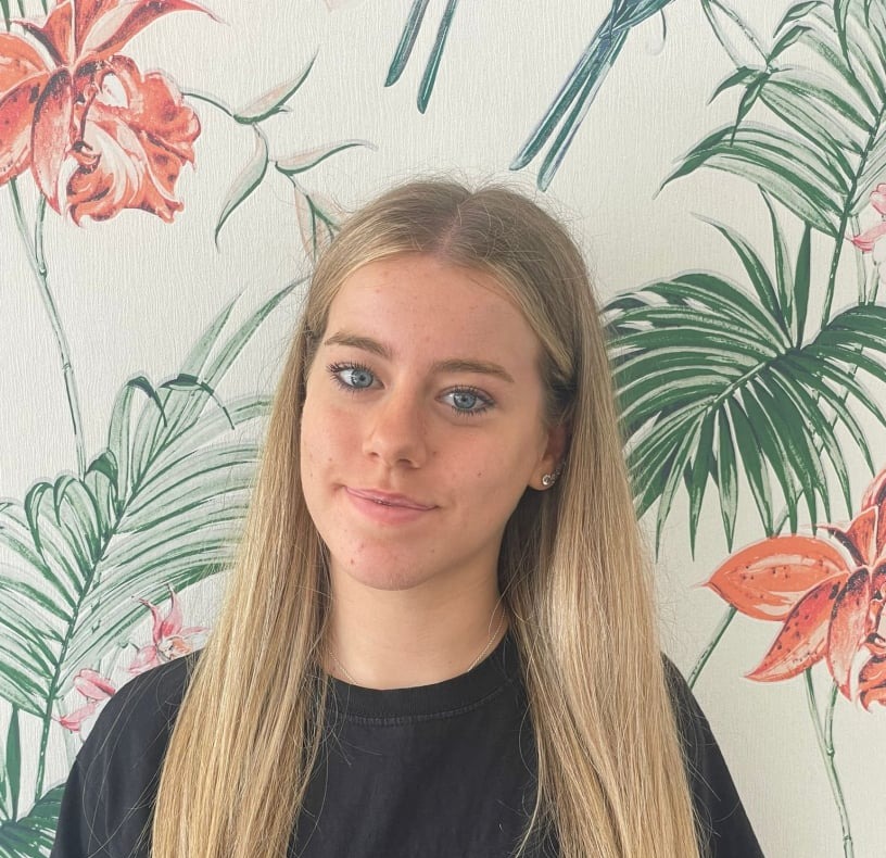Jess Dettmer Junior Stylist