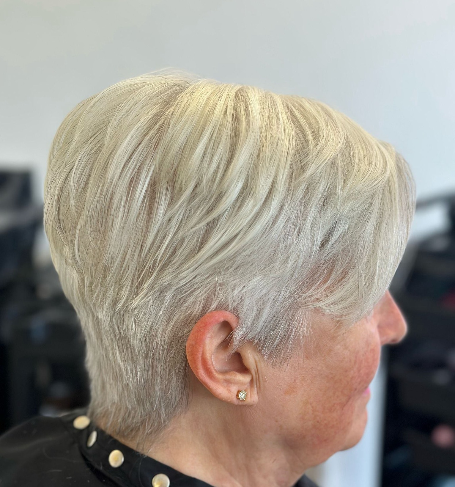 Ladies short hair restyles pixie cut