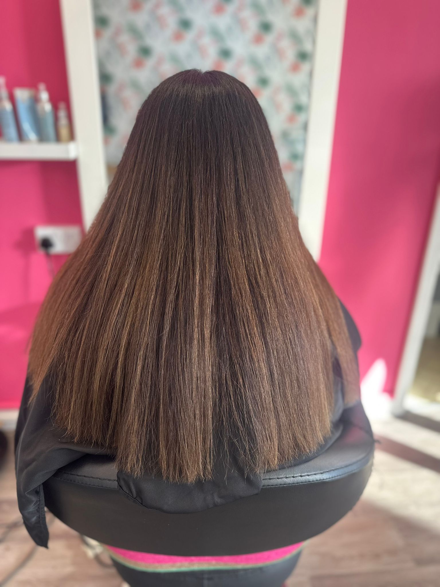 Root touch and maintenance colour